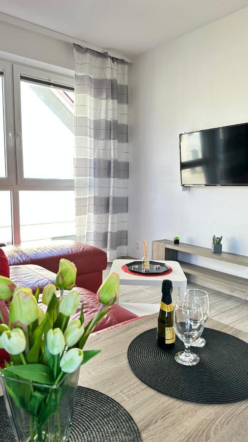 Appartamento Apartament Red Mielno Mielno  Esterno foto