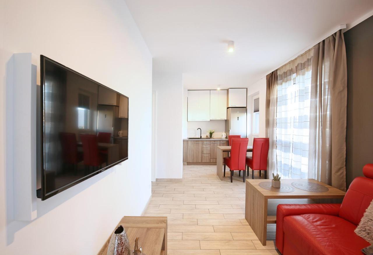 Appartamento Apartament Red Mielno Mielno  Esterno foto